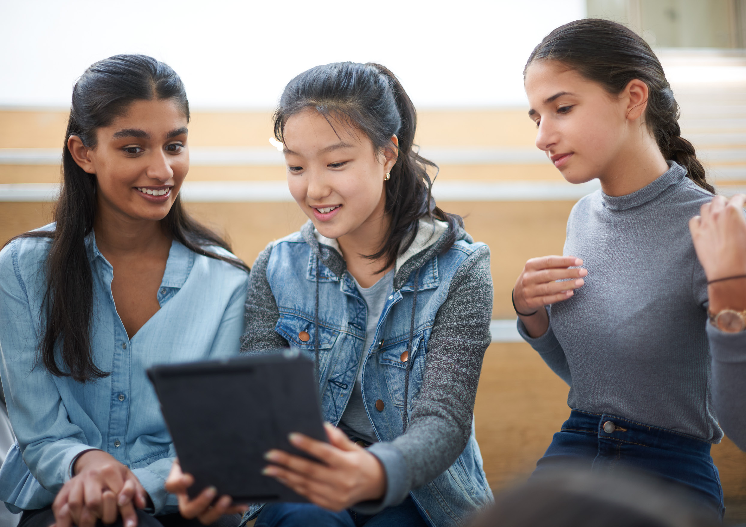 西安2025年11月30日（KET/PET）