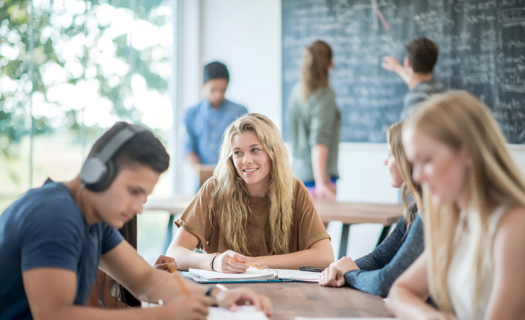 广州2025年10月25日（KET/PET）