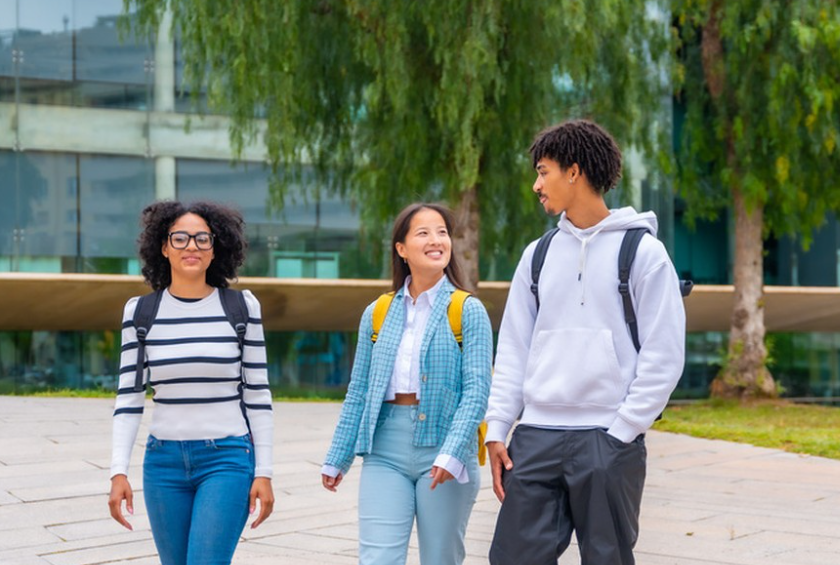 上海2025年10月25日（KET/PET）